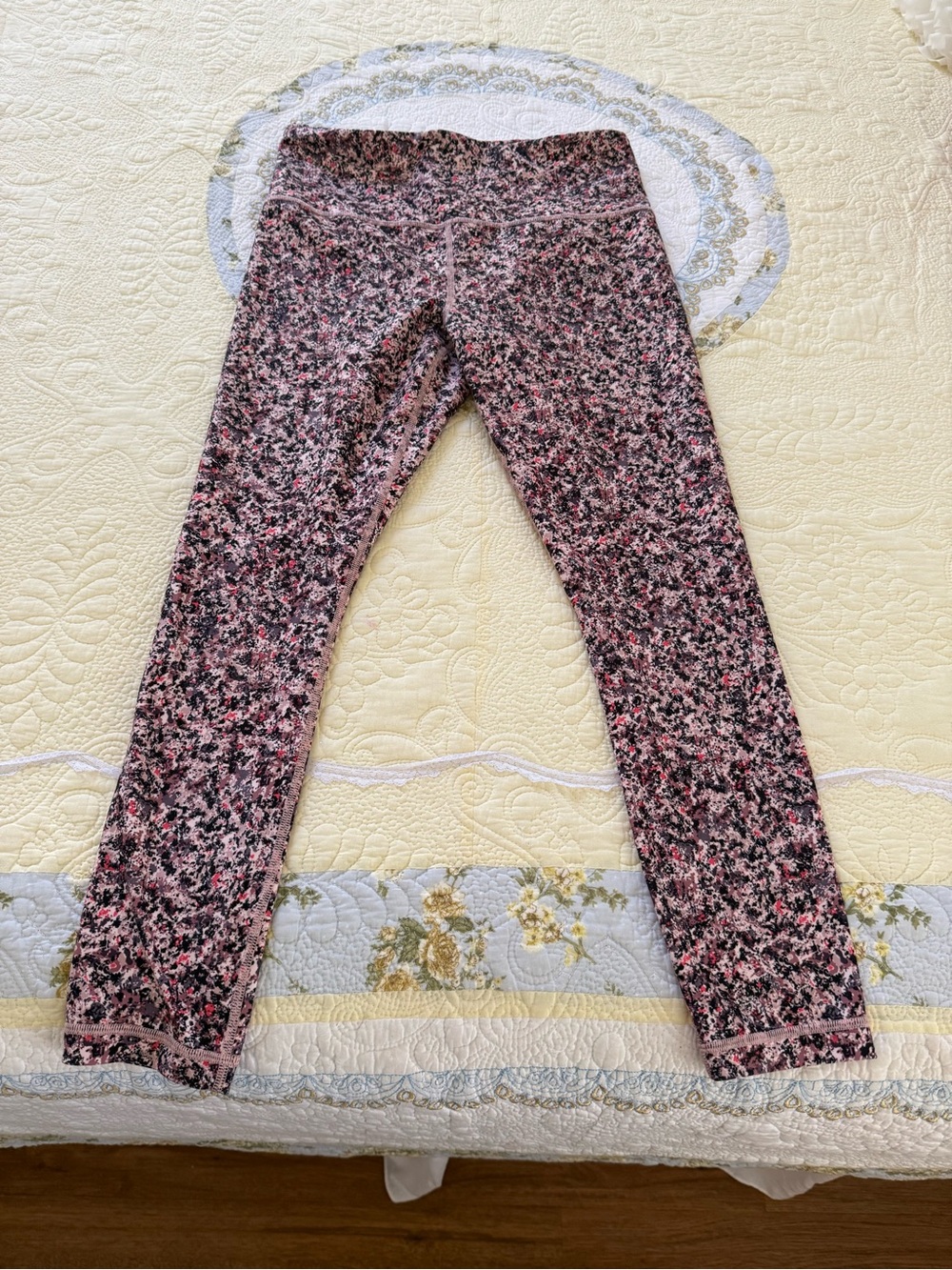 Athleta Pink & Black Speckle Print Leggings